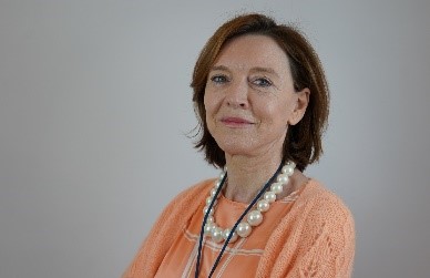 dr. Karina Charels